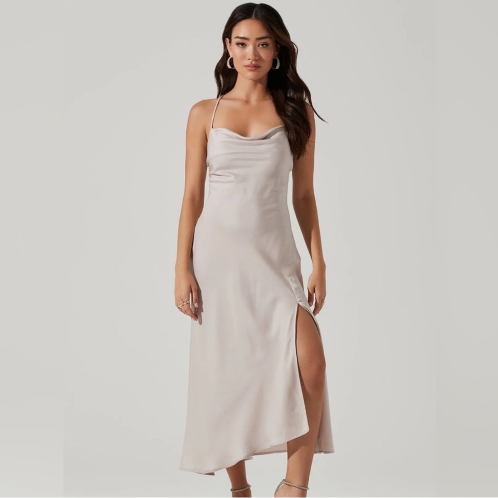 Astr The Label Gaia Dress in Champagne